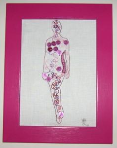 VHC00079_decoration_broderies_models_figurine_de_mode_brodee_fuchsia